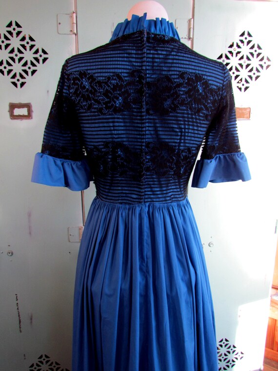 Vintage 60s 70s Prairie Dress with Black Crochet Lace… - Gem