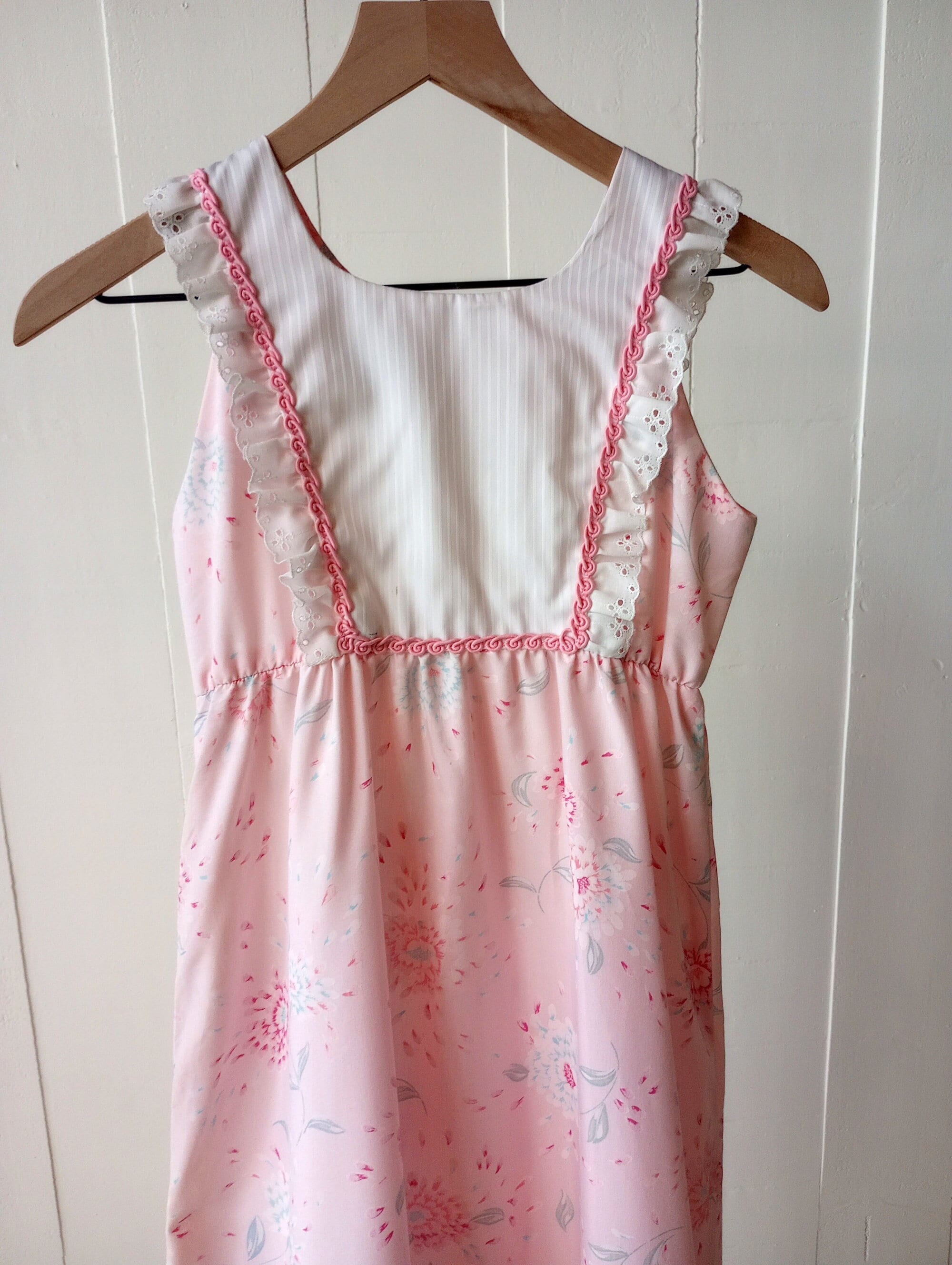 Robe Fille KY's Taille 4 - Fabriqué à Hawaii - Neuve (sans étiquettes)