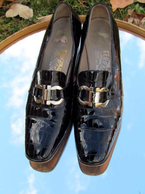 Vintage FERRAGAMO Heels Patent Leather Loafers Cr… - image 5