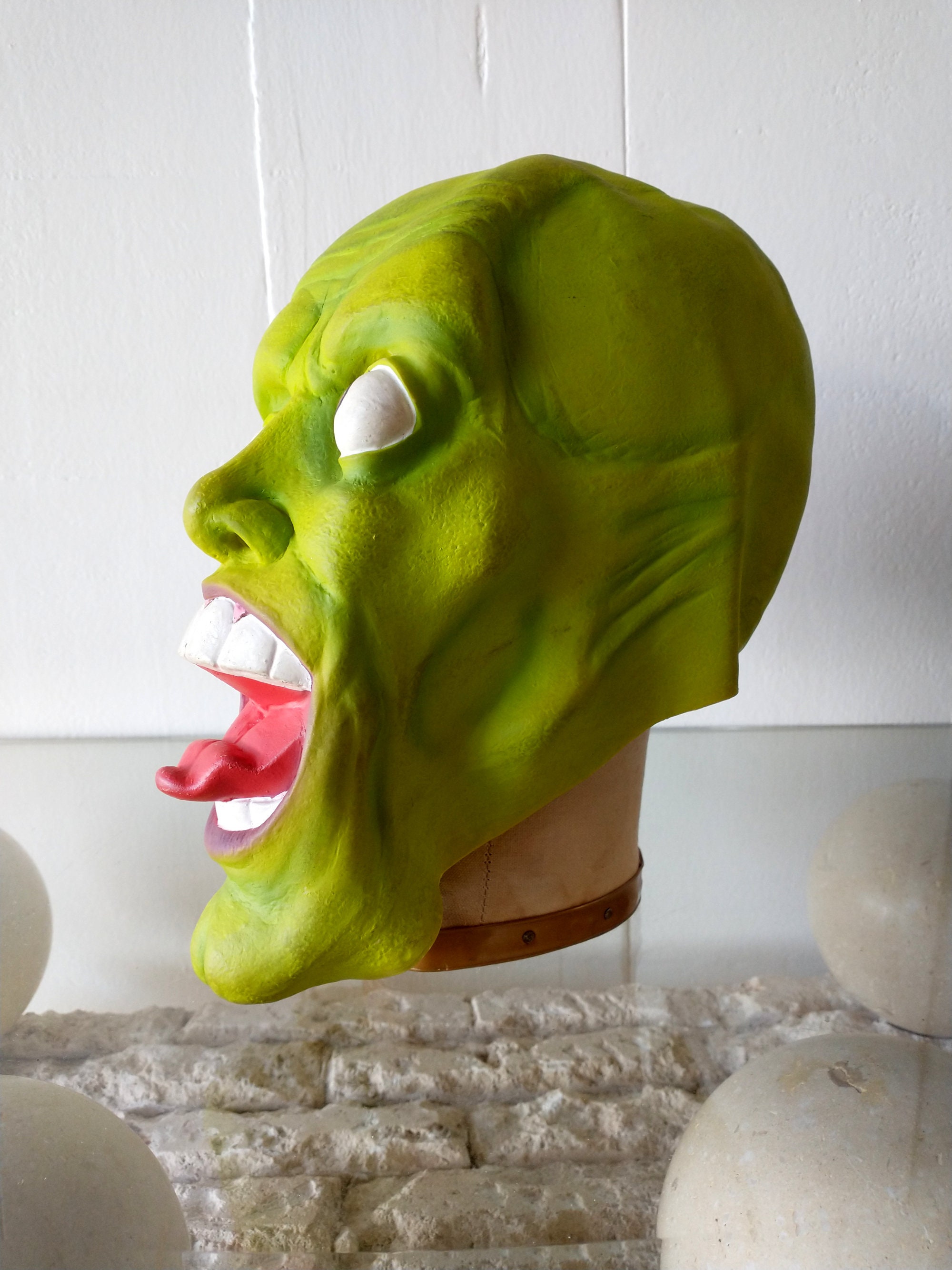 Vintage 90s THE MASK Halloween Hollywood Collectable Costume