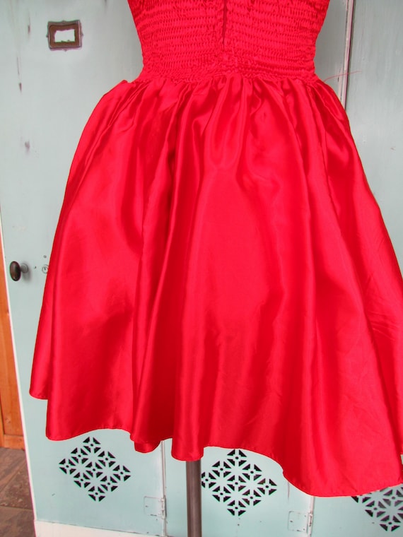 Vintage 1980s Satin and Lace Dress Valentine's Da… - image 6