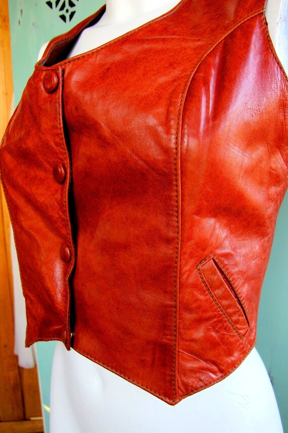Vintage Leather Vest 1970s Western Bohemian Size S Gem