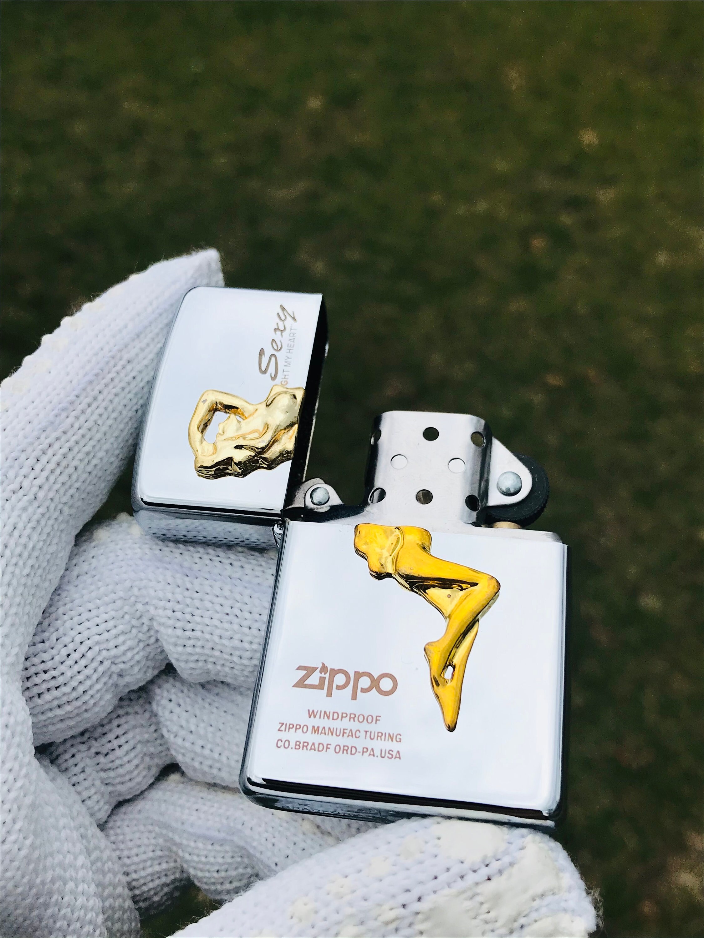 Zippo Sexy Woman Gold Engaraved Rare Custom Handmade Lighter Zippo Sexy Woman Gold Engaraved Rare Custom Handmade Lighter