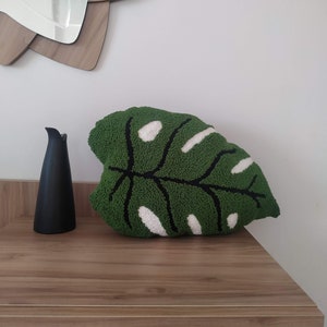Handmade Tufted ''Monstera Leaf'' Punch Needle Pillow, Living Room Decorative Throw Cushion image 9