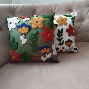 Flower Punch Needle Throw Pillow, Hand Tufted Colorful Floral Cushion, Living Room Decorative Pillow Cover, Modern Embroidery Cushion Cover image 4