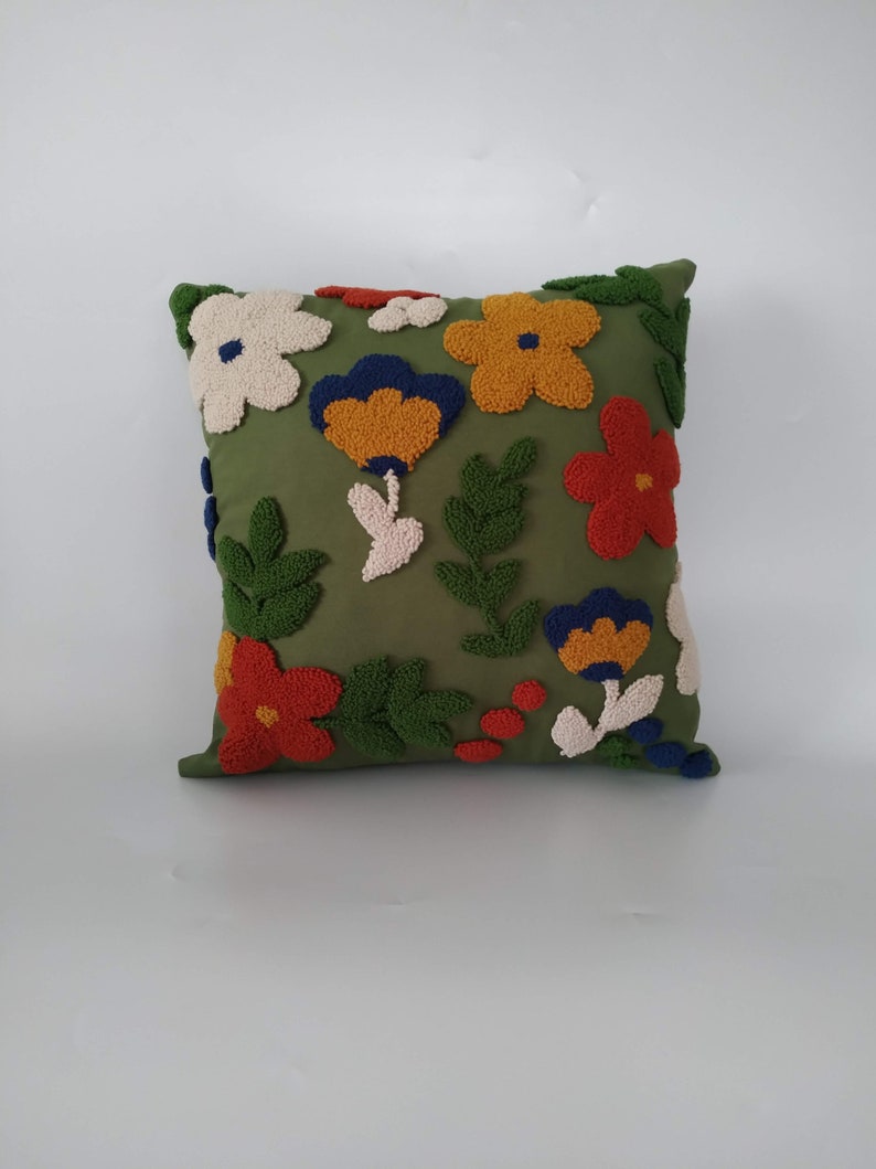 Flower Punch Needle Throw Pillow, Hand Tufted Colorful Floral Cushion, Living Room Decorative Pillow Cover, Modern Embroidery Cushion Cover Green Pillow Cover