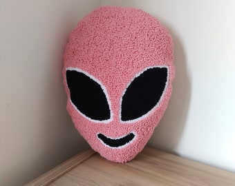 Handgetuftetes rosa Alien Kissen, grünes Alien Punch Nadelkissen, Mädchenzimmer Dekor