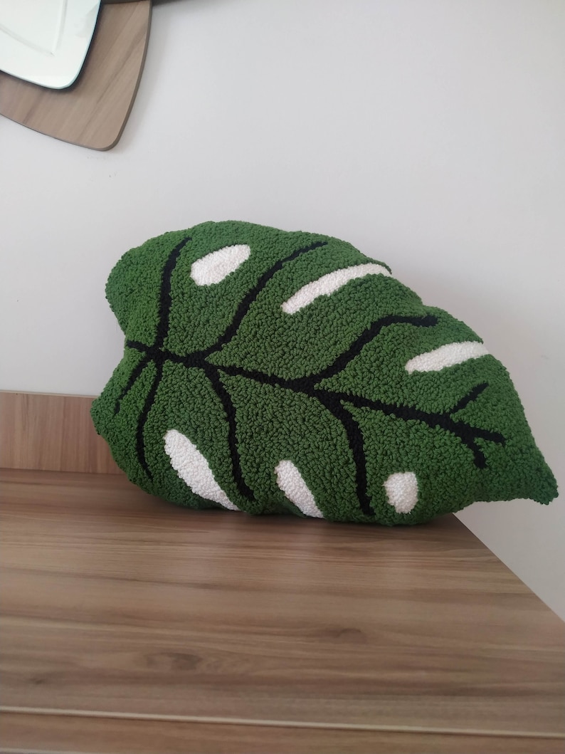 monstera leaf pillow,
green color cushion,
punch needle embroidery,