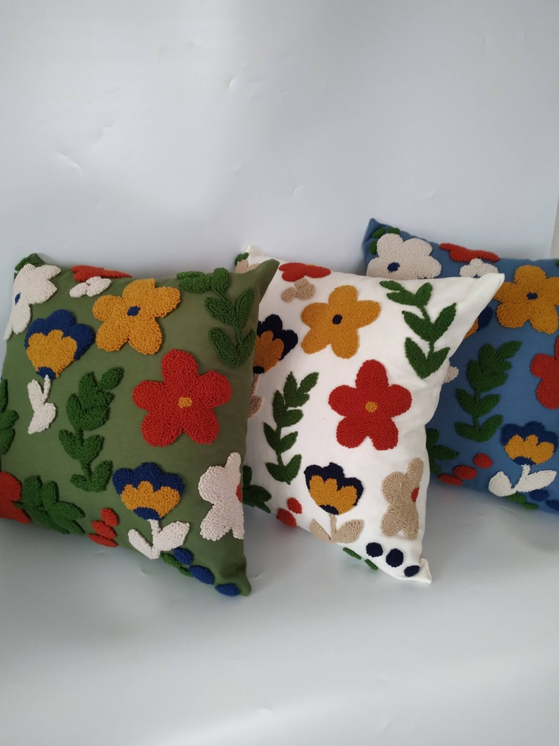 Flower Punch Needle Throw Pillow, Hand Tufted Colorful Floral Cushion, Living Room Decorative Pillow Cover, Modern Embroidery Cushion Cover image 1