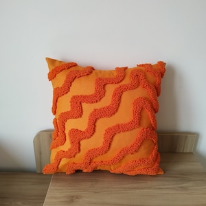 Punch Needle Vibrant Wavy Lines  Pillow, Hand Tufted Orange Color Throw Pillow Cover, Embroidery Abstract Cushion, Colourful  Boat Decor