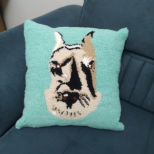 Funda de almohada de diseño de perro con mechón a mano, almohada de aguja de punzón para mascotas linda, cojín de bordado de punzón personalizado, regalo de amante de los animales, arte de cumpleaños de perro