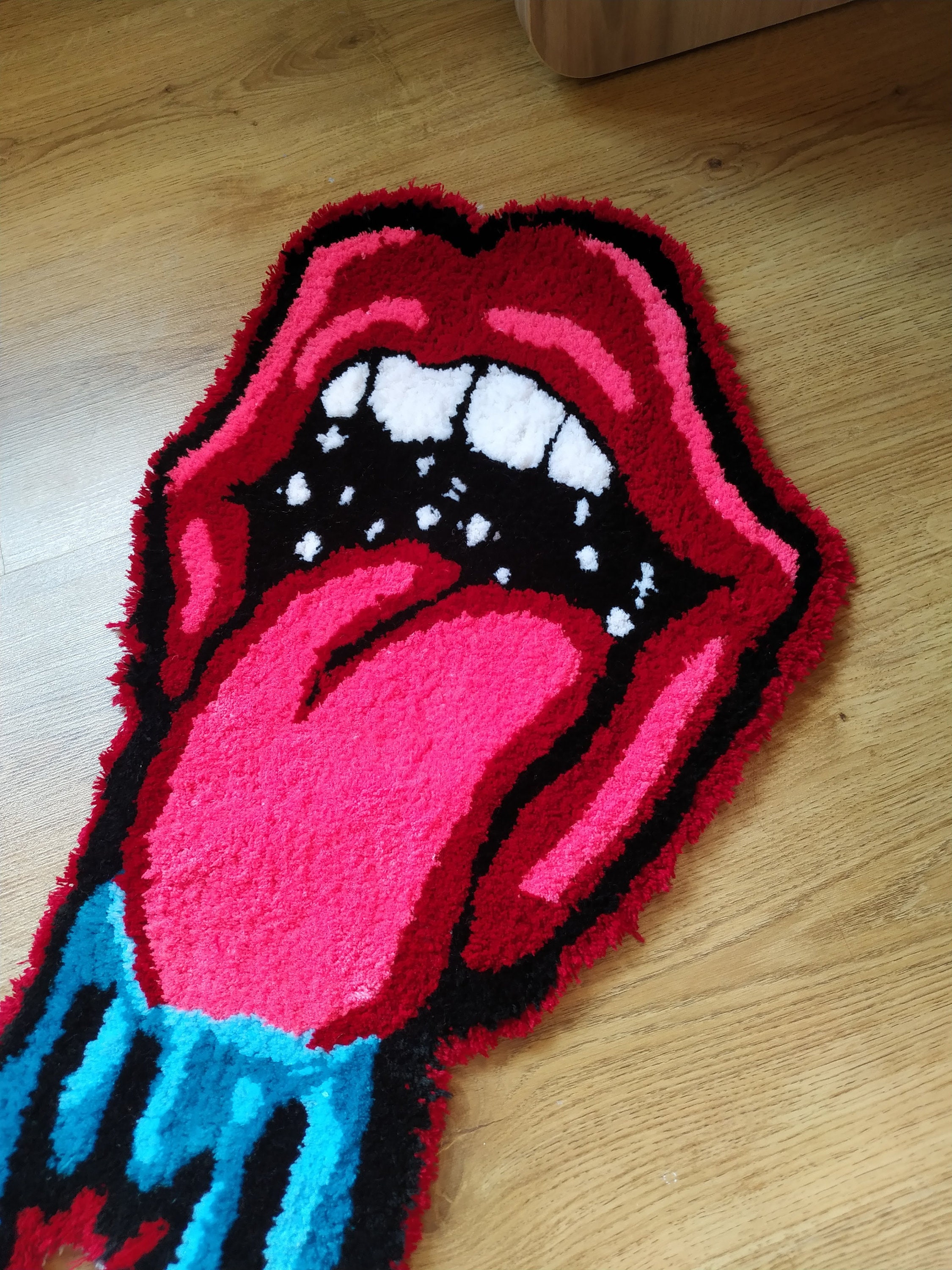 Lip Tongue Tufting Rug: Handmade Cotton & Acrylic Yarn - Etsy