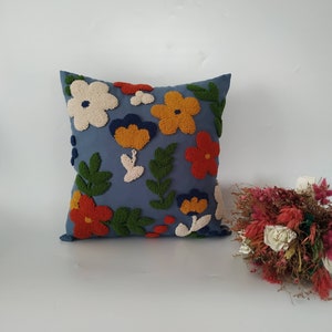 Flower Punch Needle Throw Pillow, Hand Tufted Colorful Floral Cushion, Living Room Decorative Pillow Cover, Modern Embroidery Cushion Cover Blue Pillow Cover