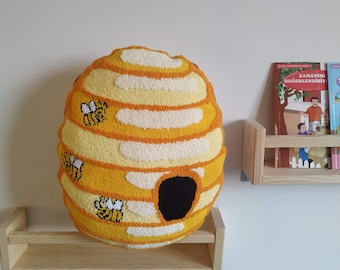 Punch Needle Beehive Homes Pillow, Hand Tufted Yellow Beehive Shape  Fantastic Design, Nursery Decoration, Christmas Kids Room Gift İdea