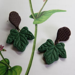 Ivy leaf clay earrings, Rattan earrings, Woodland earrings, Fairycore earrings, Magic forest earrings,Goblincore, naturecore earrings