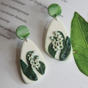 Lily of the Valley earrings,Botanical clay earrings, Dainty spring flower jewelry, Handmade nature-inspired earrings, Cottagecore earrings