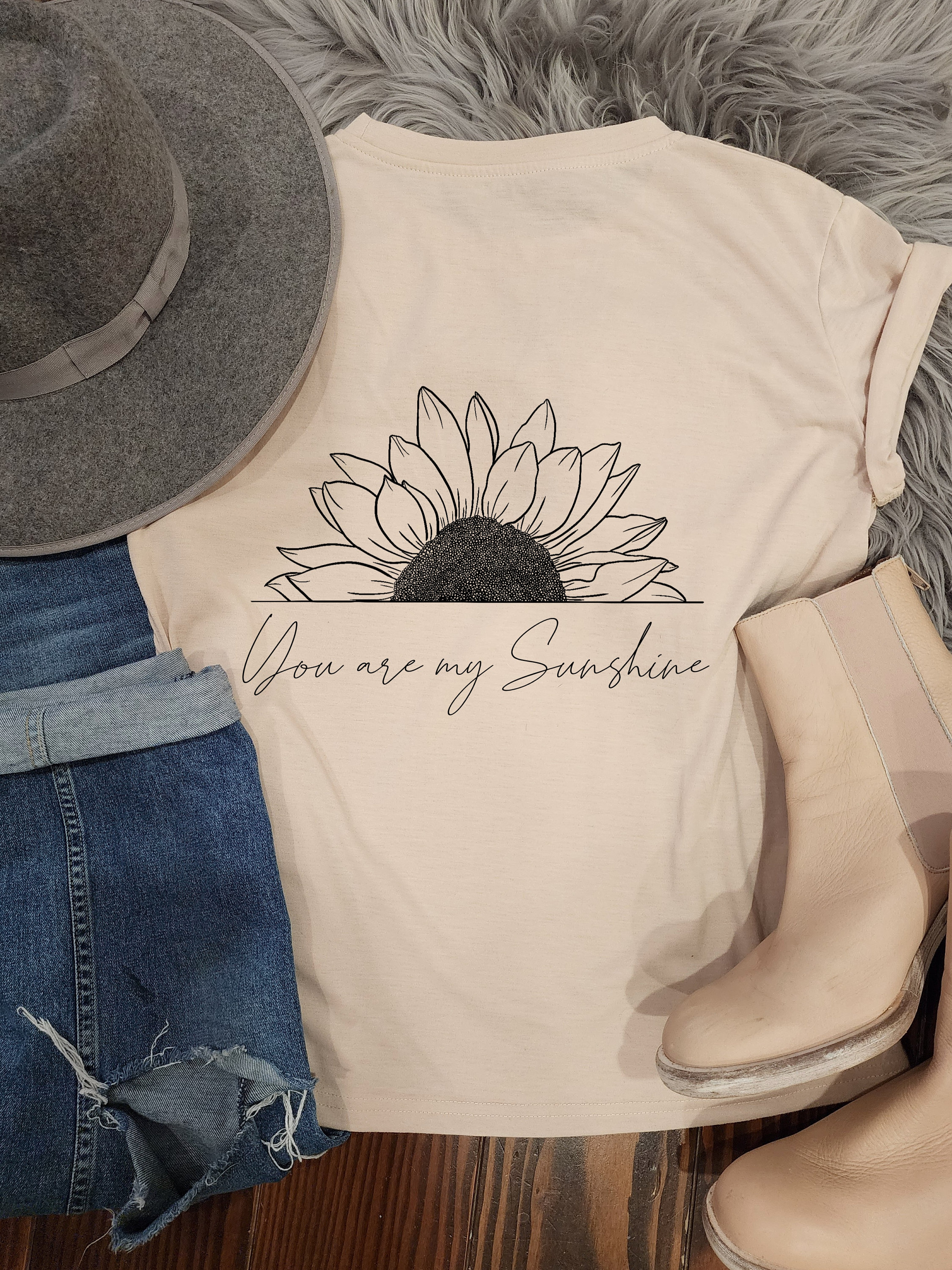 Tシャツ・カットソー SUNFLOWER SS25 T-SHIRT WITH LOGO (2013 ICEBLUE) Sunflower Shirt Sunflower T-shirt Graphic Tee Funny T-shirt