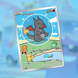 Puede incluir: Una carta Pokémon de Charizard con una ilustración de Charizard gris. La tarjeta presenta el texto "Blaze Overload" y "HP 220". La tarjeta tiene un fondo de cielo azul con otros personajes de dibujos animados.
