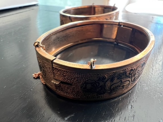 Bracelets', Cuffs - image 1