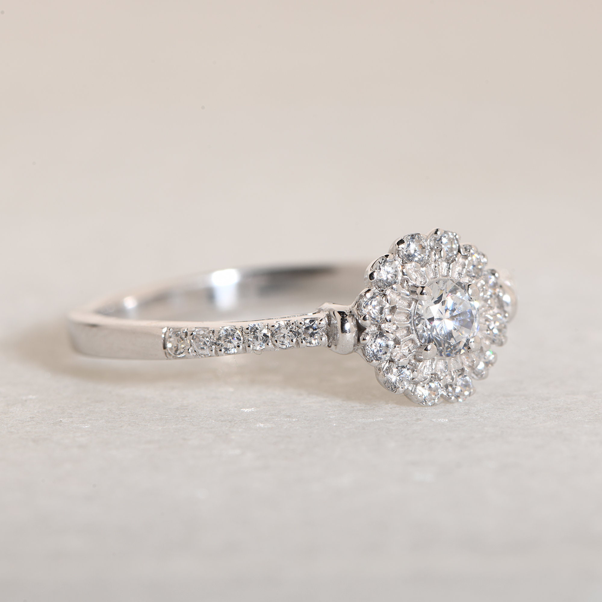 Diamond Engagement Ring Round Diamond Ring Illusion Plating Etsy