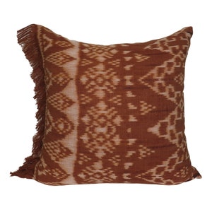 Housse d’oreiller à franges rouges - Textile tissé à la main - Support crème solide - Quantité et tailles limitées disponibles