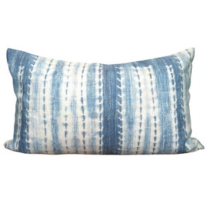 Indigo Linen Pillow Cover: St Frank Fabric, Cream Linen Back