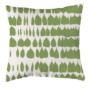 Schumacher Pillow Cover - Queen of Spain in Green - Solid White Linen Back - All Sizes Available