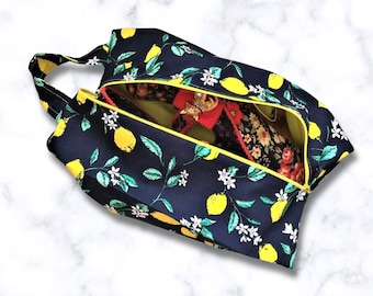 Shoe bag, toiletry bag, travel bag, holiday bag, reusable gift bags, kit bag, make up bag, lemons