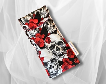 Glasses case, soft padded glasses case, skulls and roses, gothic, pencil case, valentines gift