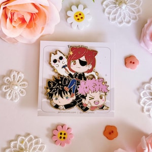 Pin de esmalte del trío caótico