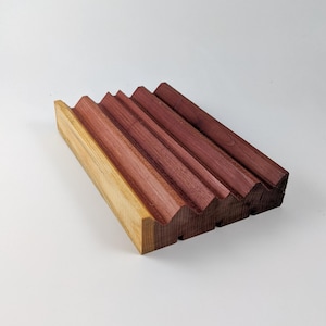 Cedar Soap Dishes with Bottom Grooves
