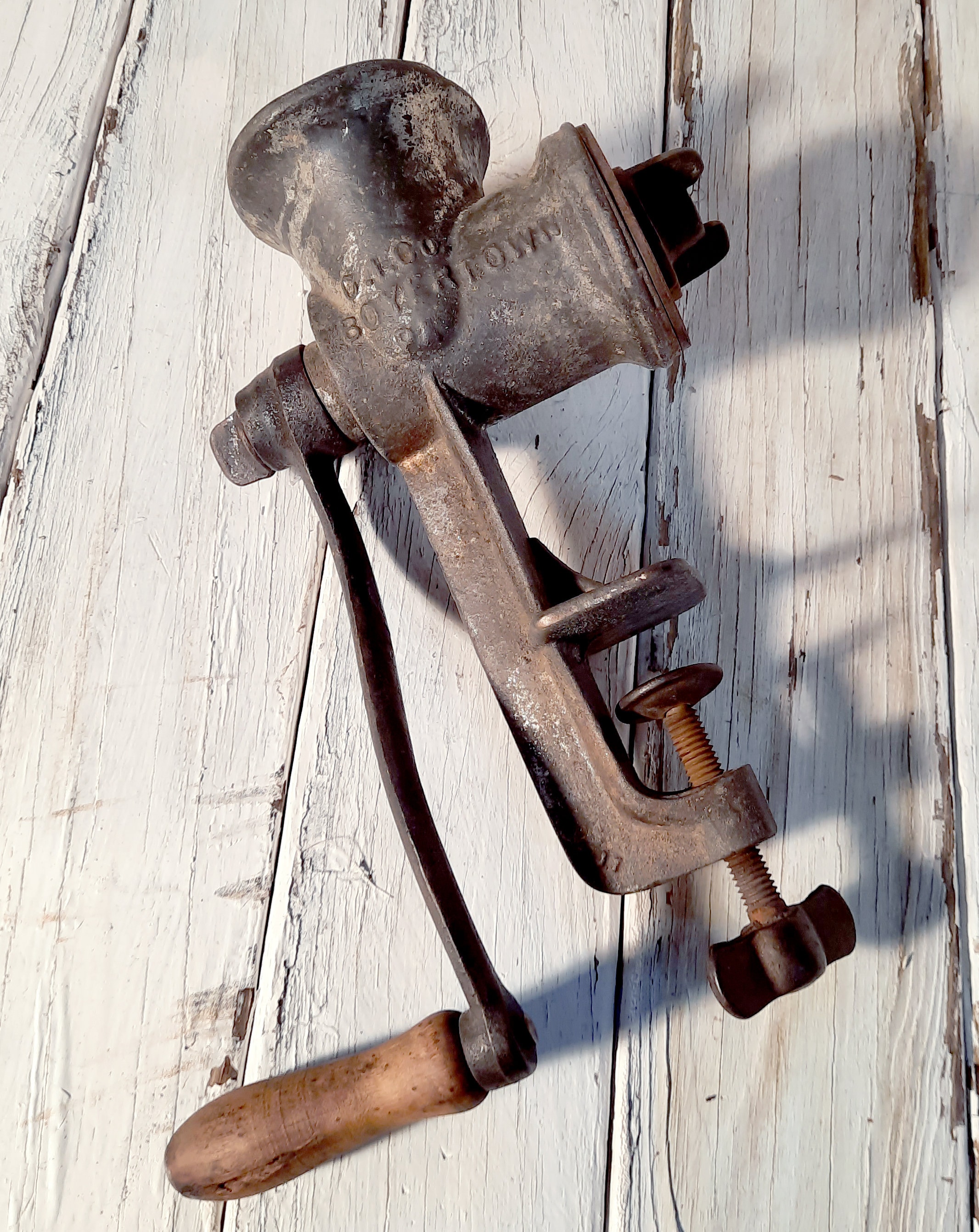 Vintage Keystone Meat Food Grinder No 5 Hand Crank Table Mount Red Wood  Handle