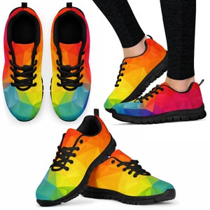 Rainbow Pride-sneakers för kvinnor, HBTQ-skor för Pride-månaden, färgglada geometriska höga toppar, outfit för Prideparaden, present till henne