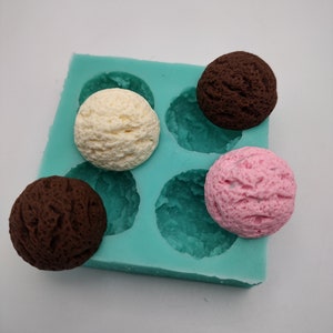 Ice Cream Scoop Mini Flatback Charms Chocolate Strawberry Vanilla Cabochons  9 and 10 Pcs, PLAYCODE3