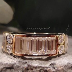 Bezel Set Baguette Wedding Band Baguette Cut Moissanite Engagement Ring 5 Stone Baguette Diamond Band For Women 18k Gold Men Moissanite Band