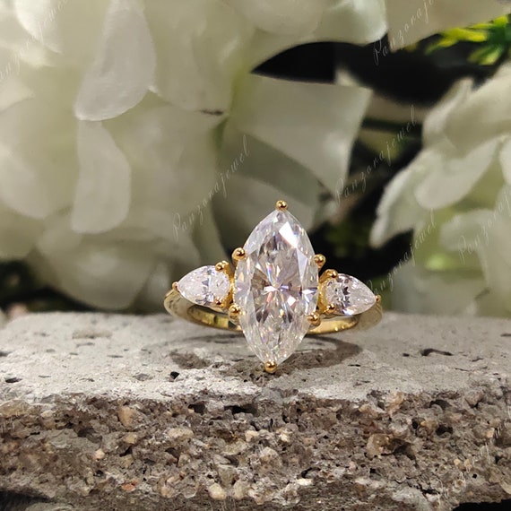 3 stone marquise ring discount