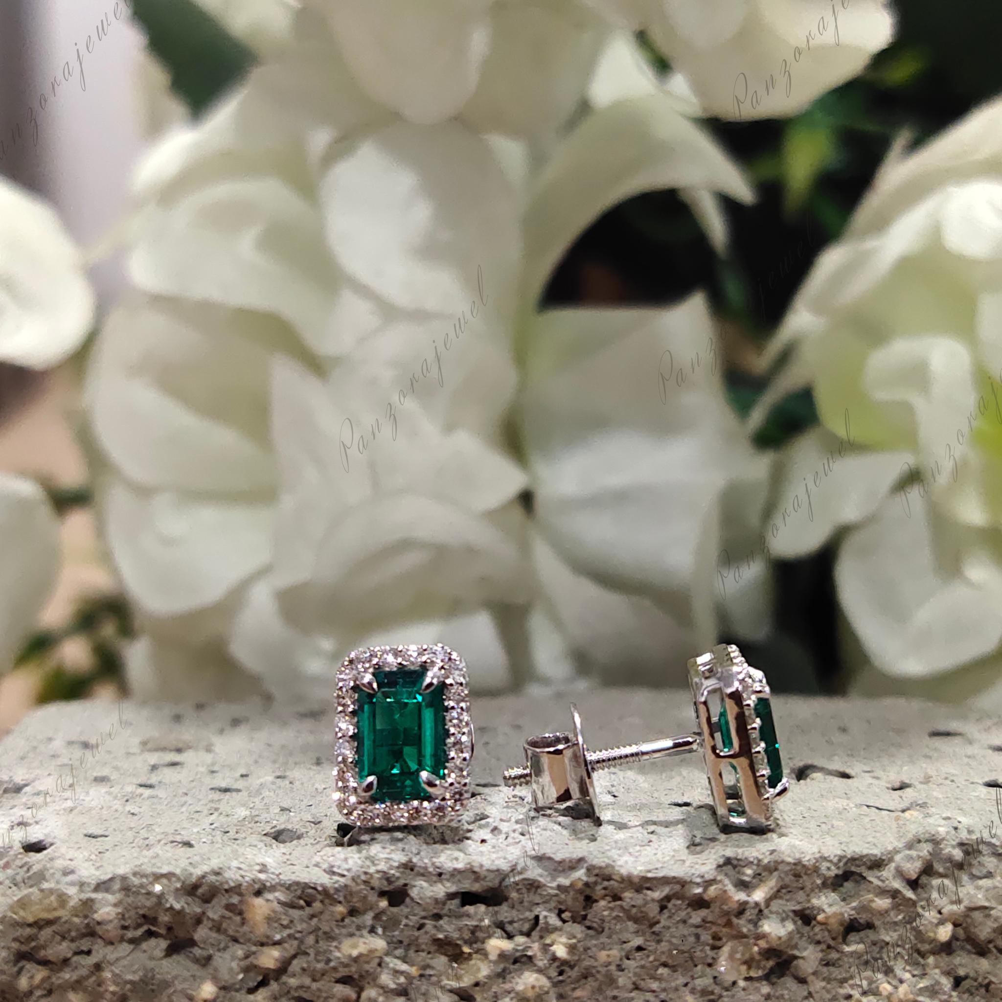 エメラルドダイヤスタッドピアス エメラルドカットグリーンダイヤモンドスタッドピアス、ラボグロウン