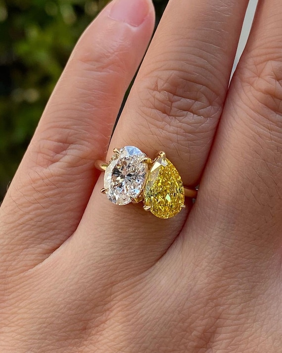 3 stone yellow diamond ring discount