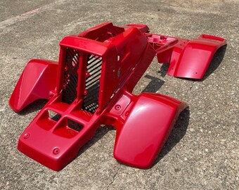 thumbnail image 2 of New Maier Mfg Yellow Plastic Fender Set For Yamaha TRI-Z / YTZ 250 - Front & Rear 2 of 12