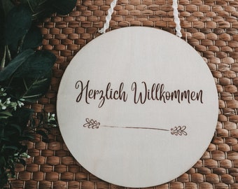 Familienschild |Geschenkidee | Holzschild Namensschild mit Makrameeaufhängung personalisiert