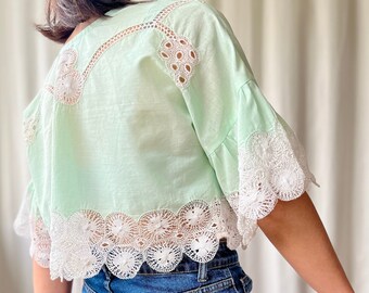 A piece of Passion - Repurpose crochet lace table linen turns cropped top