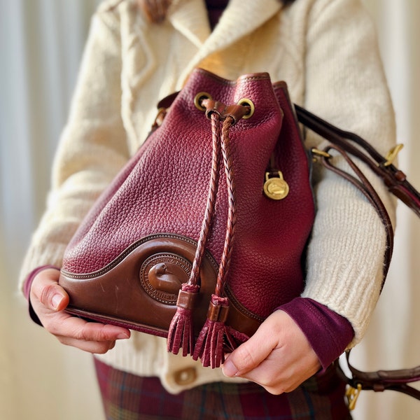 Vintage Dooney & Bourke All-Weather Leather Rouge/Burnt Cedar Drawstring Bucket B758