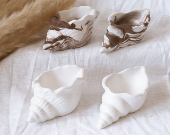 shell conch | Raysin | white or brown marbled| maritime flair | storage bathroom | Jewelry Tray | gift girlfriend| Minimal