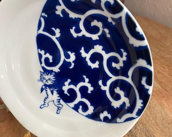 日本製 美濃焼 猫唐草風呂敷皿