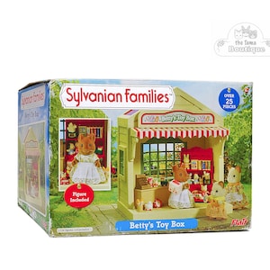 Sylvanian Families Calico Critters Betty&#39;s Toy Box