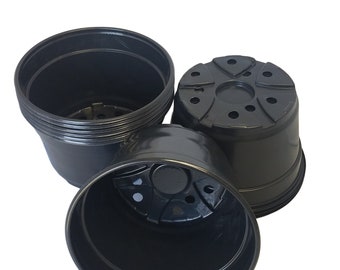 8" Round Black Plastic Mum Pots (8" diameter x 5" deep)