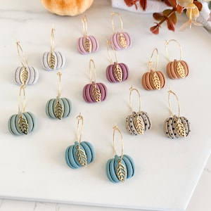 Herfstoorbellen pompoenklei, pompoenoorbellen, unieke herfstoorbellen, herfstpompoenoorbellen, herfstcadeau voor dames