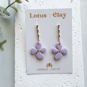 Light purple flower earrings, lilac clay earrings, handmade flower earrings for women, minimalist flower drop earrings
