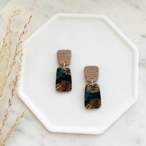 Black tropical leaf earrings, palm leaf clay earrings, handmade modern earrings, polymer clay jewelry, summer earrings