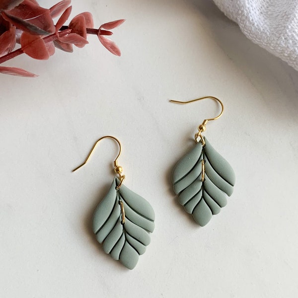 Sage green boho clay earrings, fall clay earrings, handmade unique earrings for women, lightweight small dangle earrings